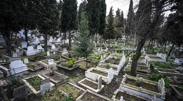 Büyükşehir’den dikkat çeken takas: Her bağışçıya 6 mezar!