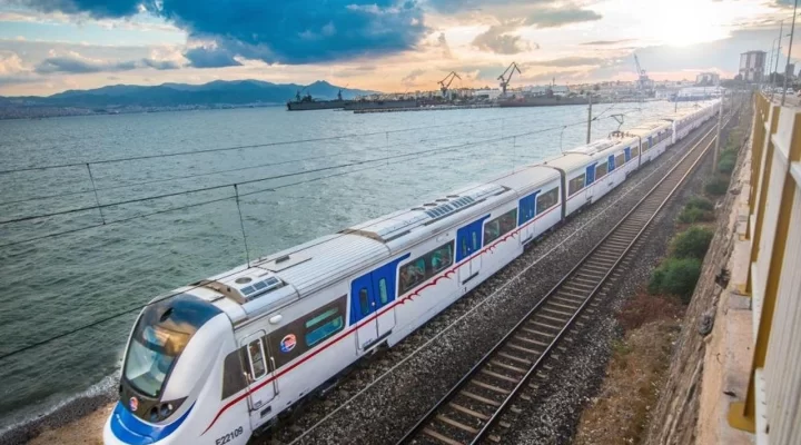 Büyükşehir’den İZBAN açıklaması: Grevin sebebi TCDD!