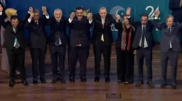 Erdoğan rozetlerini taktı: İşte AK Parti’ye katılan yeni isimler