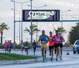 9 Eylül Yarı Maratonu için kayıt zamanı