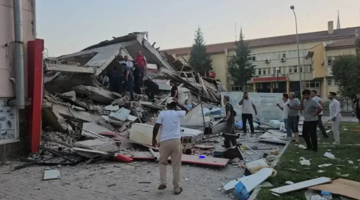 Balıkesir’de yıkılan ve hasarlı bina sayısı belli oldu