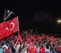 İzmir ’30 Ağustos’a hazır!