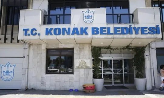 Konak Belediyesi’nin 3 Milyon TL’lik “Bayrakçı’dan” kıyafet alımı