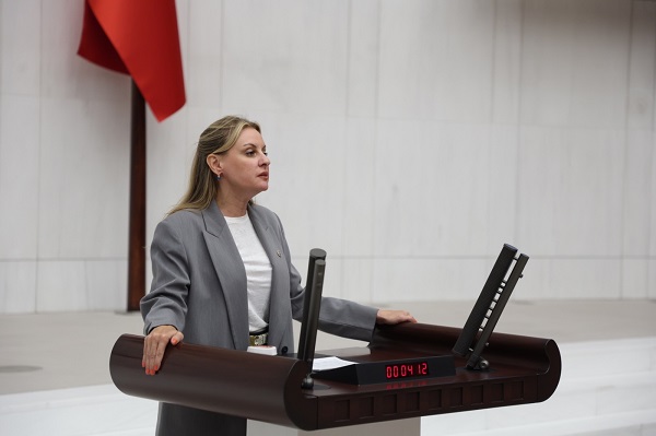 Ösen:  Bakanlık, Aliağa kirliliğine karşı sessiz