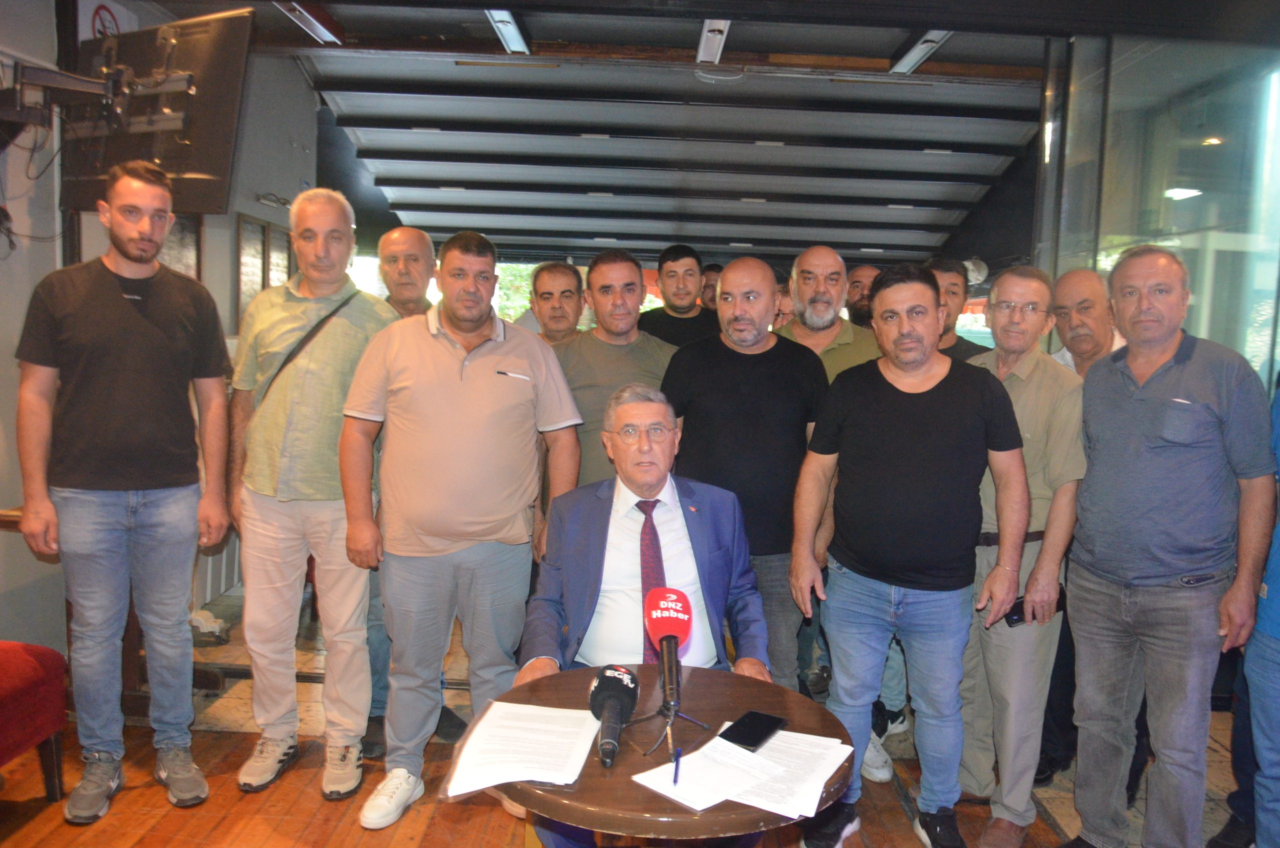 Yeni Gelmedik Geri Geldik.