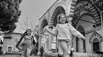 “Işığın İzi” Manisa Müzesi’nde Fotoğraf Tutkunlarıyla Buluştu