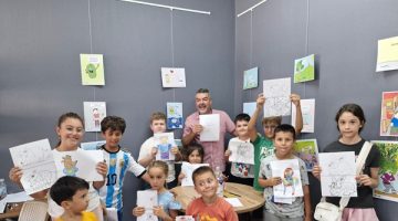 KARİKATÜR ATÖLYESİ ÇOCUKLARI BÜYÜLEDİ