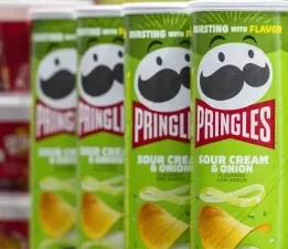Pringles Türkiye’ye geri döndü: Fiyatı şaşkınlık yarattı!