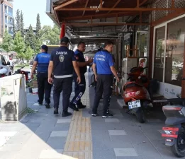 Büyükşehir’den Ahmetli’de kaldırım işgallerine denetim