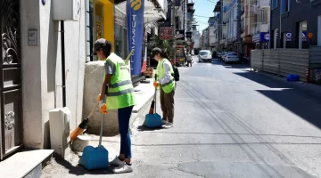Bornova’da dip bucak temizlik!