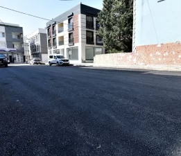 Bornova’da eş zamanlı yol çalışmaları