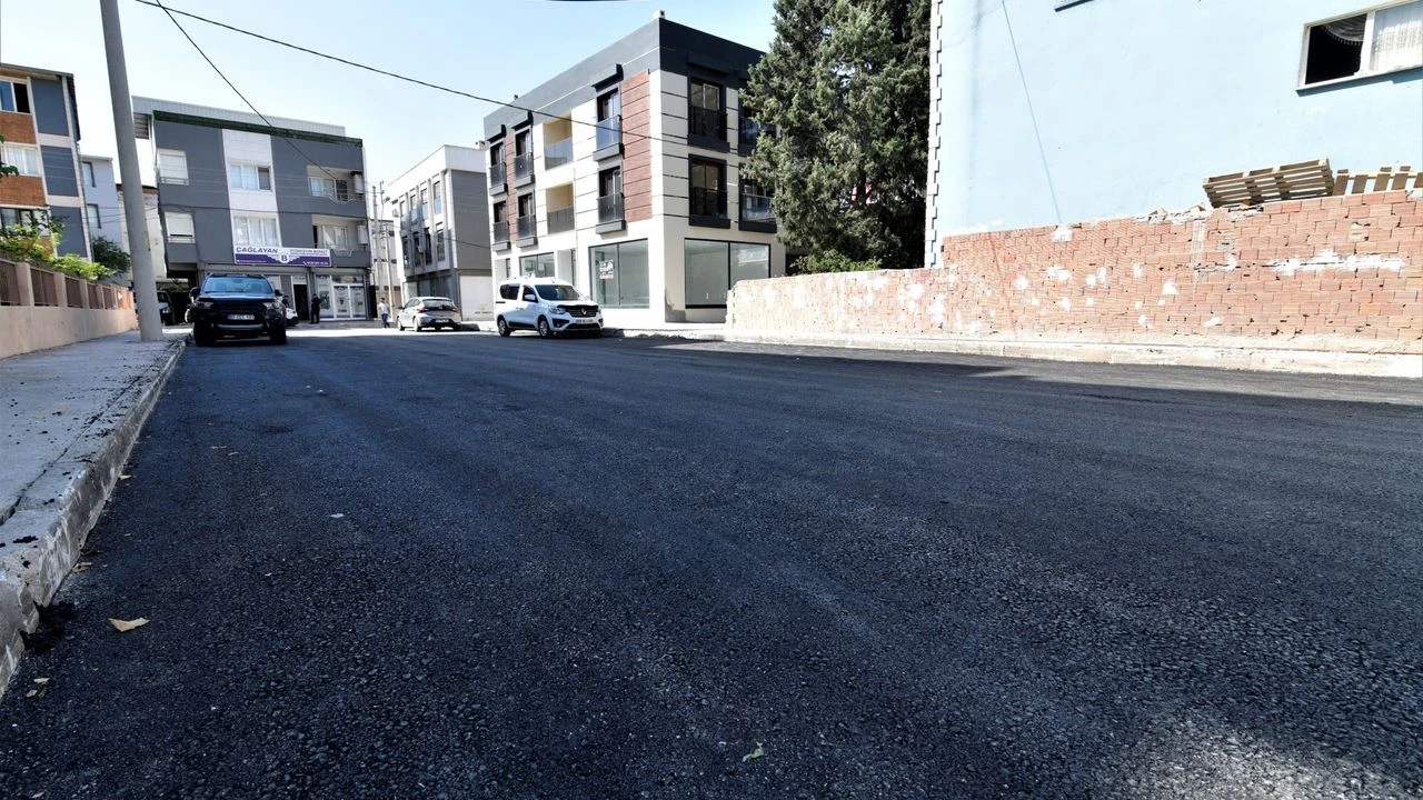 Bornova’da eş zamanlı yol çalışmaları