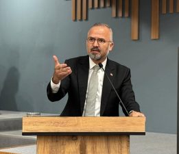 Yıldız’dan Çeşme çıkışı!  “Çeşme’nin suyu hazırdır, tesis hazırdır, kaynak hazırdır”