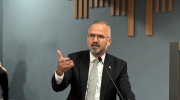 Yıldız’dan Çeşme çıkışı!  “Çeşme’nin suyu hazırdır, tesis hazırdır, kaynak hazırdır”