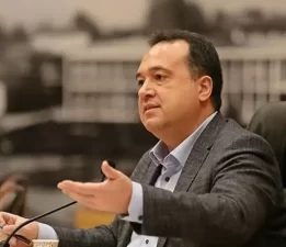 AK Parti’nin imar yolsuzluğu iddiasına Dutlulu’dan yanıt: Sanırım başkanı kandırmışlar!