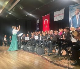 Karşıyaka Sanat Derneği Türk Pop Müzik Korosu Kuruluyor
