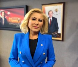 AK PARTİLİ BURSALI’DAN “90 DAKİKA” TEPKİSİ