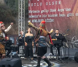 Bornova’da 30 Ağustos coşkuyla kutlandı!