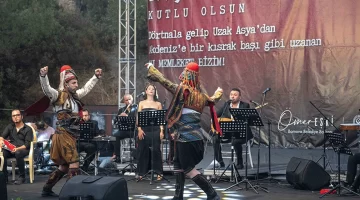 Bornova’da 30 Ağustos coşkuyla kutlandı!