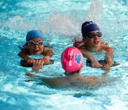 Sporium’da yüzme dersleri başladı