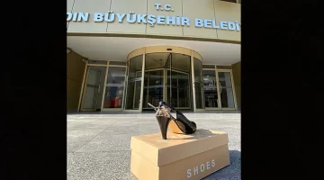 Çerçioğlu’na kırık topuklu protesto!