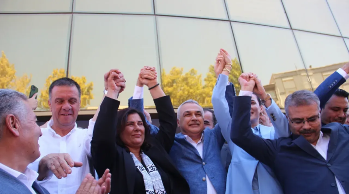 AK Parti’den Büyükşehire Çıkarma