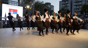 İzmir’de Balkan havası!