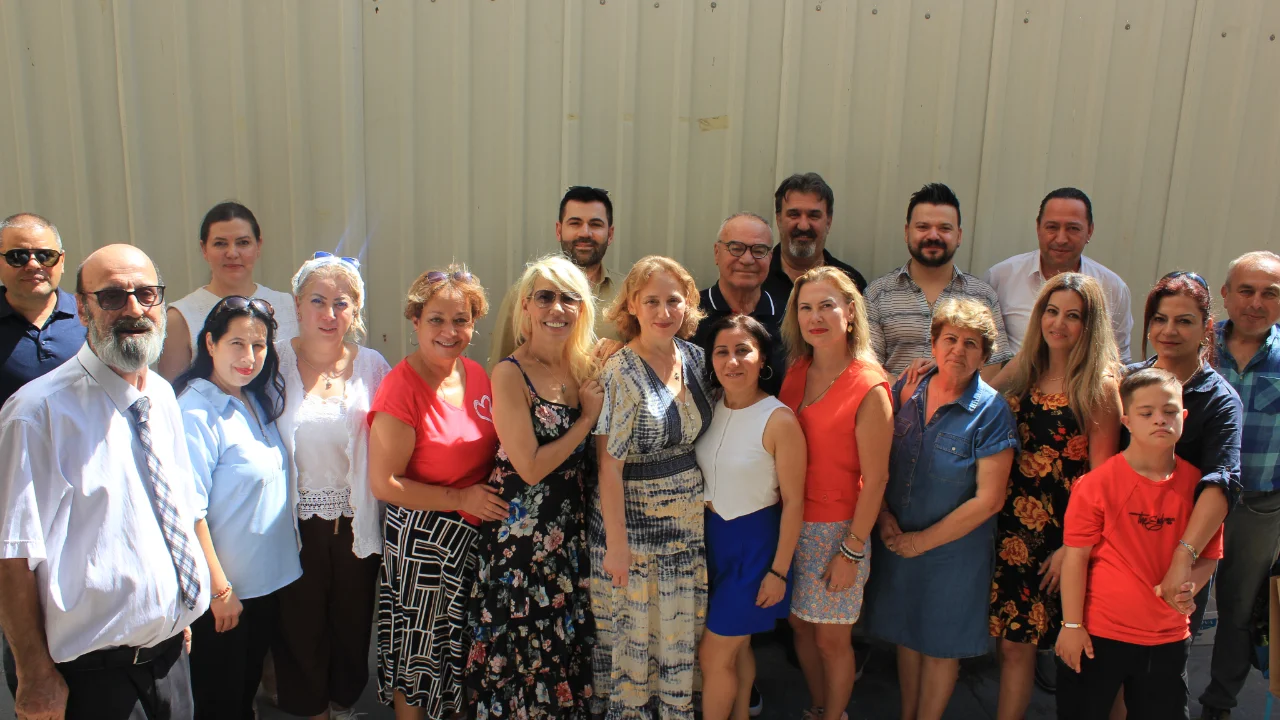 İzmir Türk TV’de Beklenen Devir Teslim