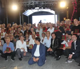 İzmir Berberler Odası’ndan Unutulmaz Moral Gecesi