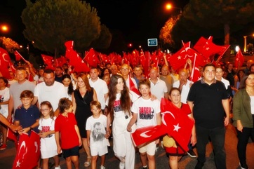 Çeşme’de 30 Ağustos Zafer Bayramı Coşkusu