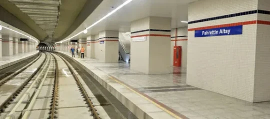 Fahrettin Altay Metro hattında işçiler hâlâ alacaklarını bekliyor