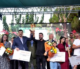 Eyyüp Kadir İnan: “Bu millet sizi, bir avuç hırsızın çıkarlarını korumak için seçmedi”
