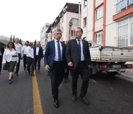 Besim Dutlulu, Soma’daki asfalt çalışmalarını inceledi