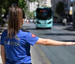 Manisa Büyükşehir’den ders zili öncesi ulaşım hamlesi