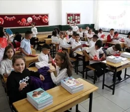 MEB okulların başlayacağı tarihi duyurdu!