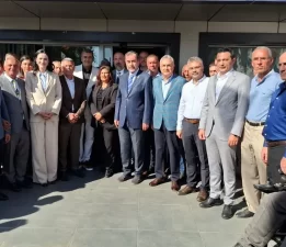 Çerçioğlu’ndan AK Parti İl Binası’nda mesaj: Onlar konuşur, biz hizmet yaparız