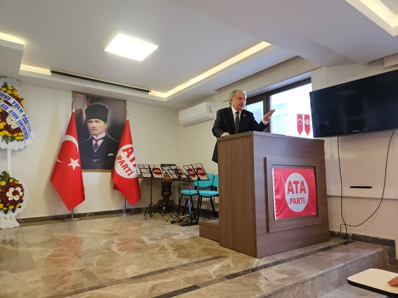 YOLUMUZ ATATÜRKTÜR