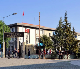 BORNOVA’DA EĞİTİME EŞKİ ENGELİ