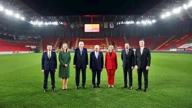 Milletvekili Çankırı’dan  Kadın Millilere Sürpriz