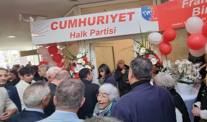 Kurtuluş yok tek başına ya hep beraber ya hiçbirimiz
