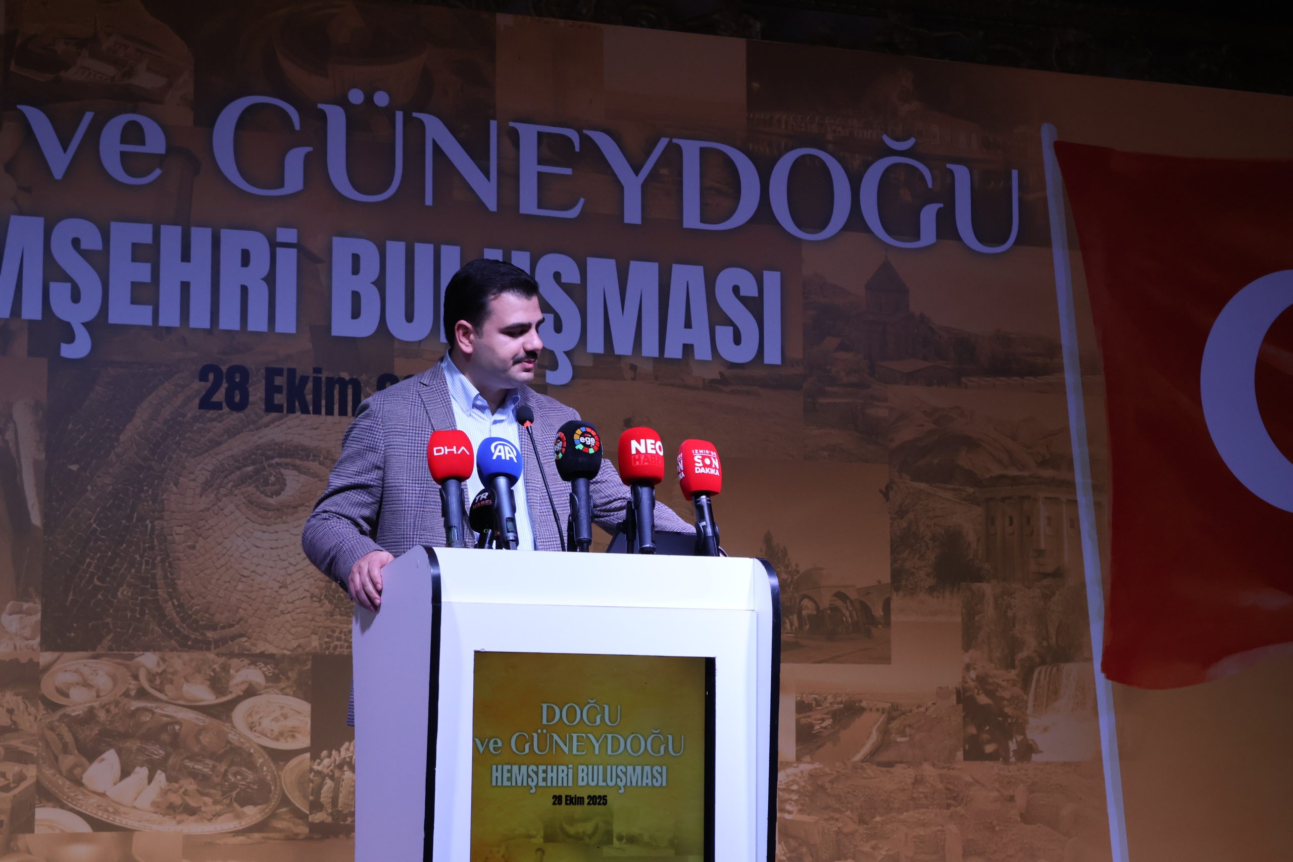 İzmir’de “Büyük Kardeşlik” Buluşması