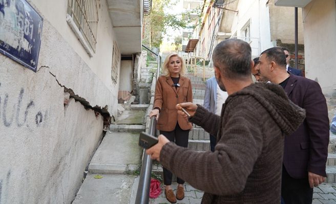 “Harekete geçmeniz için insanlar mı ölmeli?”