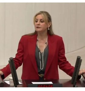 İzmir Milletvekili Ösen: Ekonomide yapısal reformlar şart ama bakanlar umudunu yitirmiş