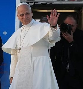 YAPILAN BU HATALARDAN EN KISA SÜRE İÇERİSİNDE DÖNÜLMESİ VE ANAYASININ KORUDUĞU İLKELERE SAHİP ÇIKILMASI ELZEMDİR.