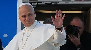 YAPILAN BU HATALARDAN EN KISA SÜRE İÇERİSİNDE DÖNÜLMESİ VE ANAYASININ KORUDUĞU İLKELERE SAHİP ÇIKILMASI ELZEMDİR.