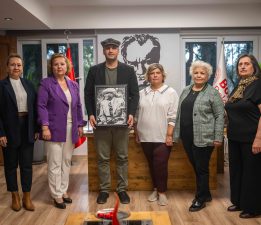 Şapka Devrimi’nin 100. Yılında Anlamlı Ziyaret