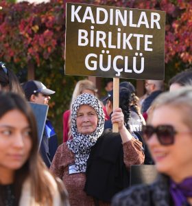 KEMALPAŞALI KADINLARDAN GÜÇLÜ MESAJ