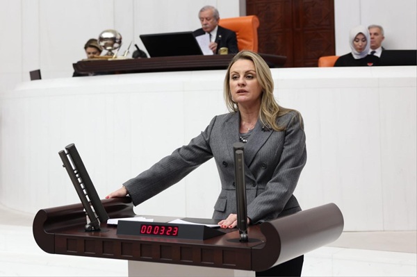 Ösen: Pazarcı tezgahı döndüremiyor, vatandaş fileyi dolduramıyor