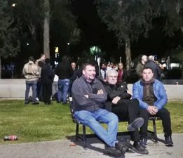 Bostanlı Pazar yeri krizi büyüyor