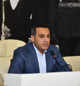 Çiğli’de Şok İddia: Mühürlü Kaçak Otel Rezervasyon Alıyor!